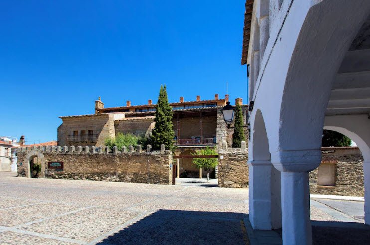 Castle of Floripes, Spain